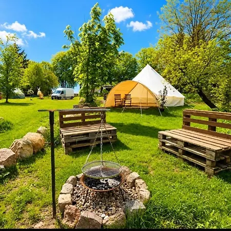 Luxury tent Idyllisches Campen Im Zelt