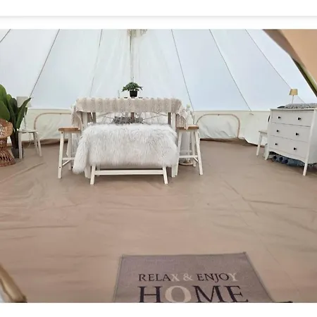 Luxury tent Idyllisches Campen Im Zelt