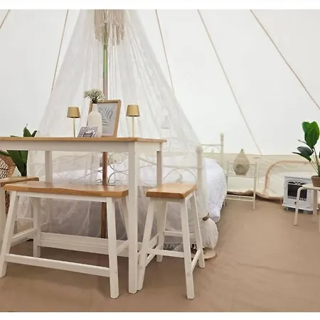 Luxury tent Idyllisches Campen Im Zelt Carpin