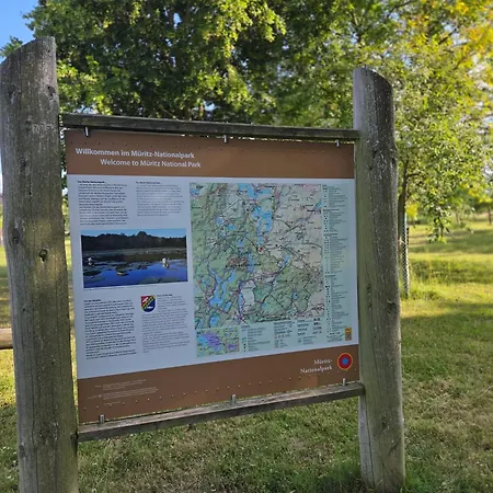 Idyllisches Campen Im Zelt Carpin
